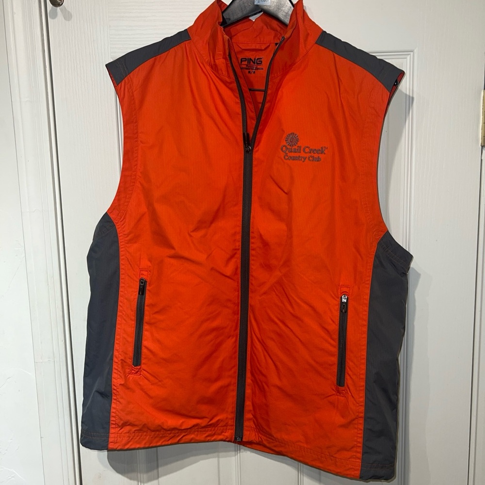 Ping Vest Mens Medium  Performance Wind Resistant Water Repellant Golf